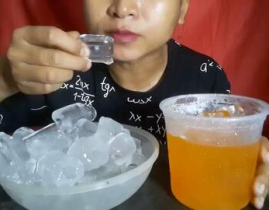 娱乐吃瓜酱冰块,娱乐吃瓜酱带你领略清凉趣味